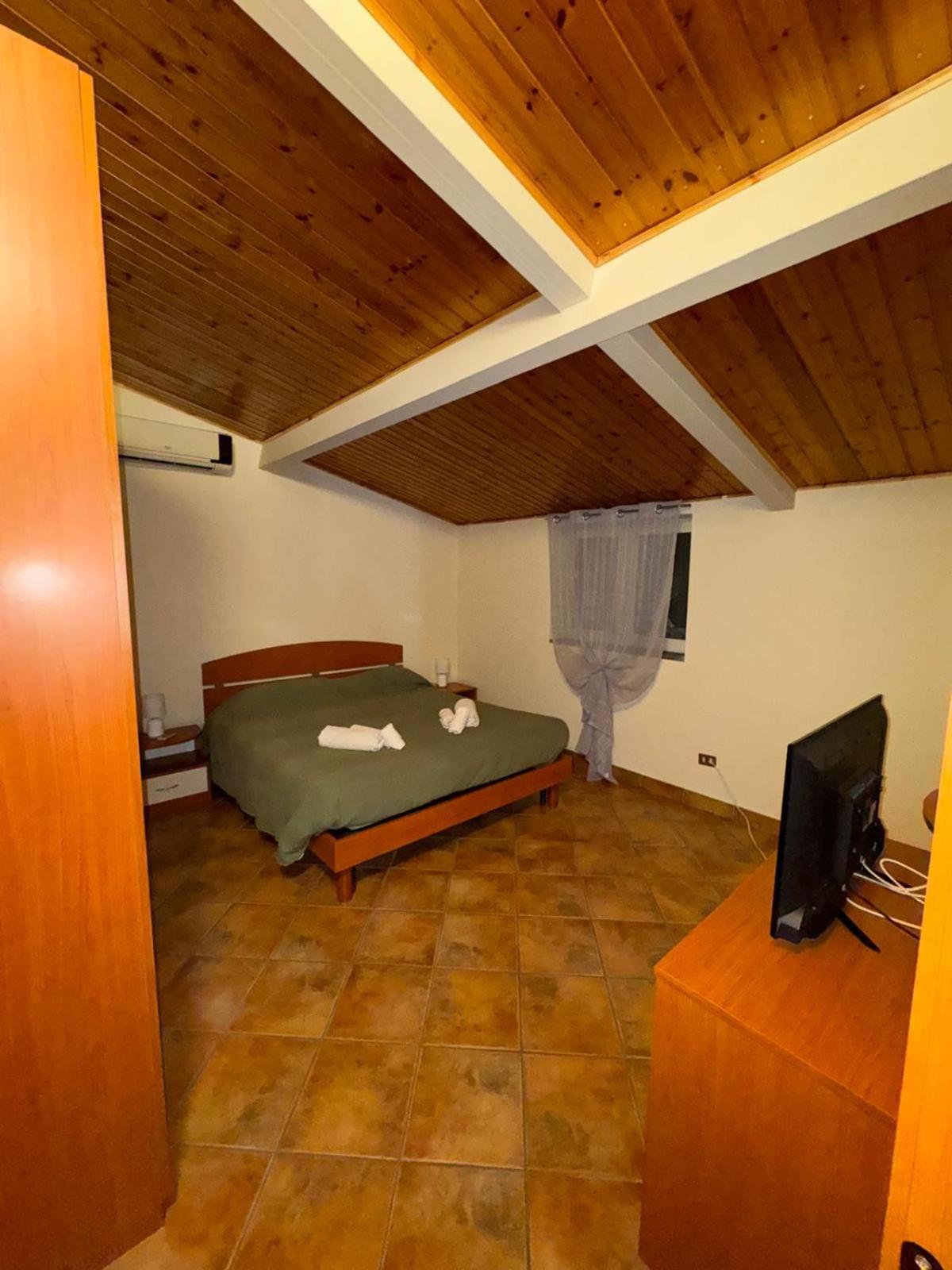 Peri Peri Etna Guest House Montargano Ngoại thất bức ảnh